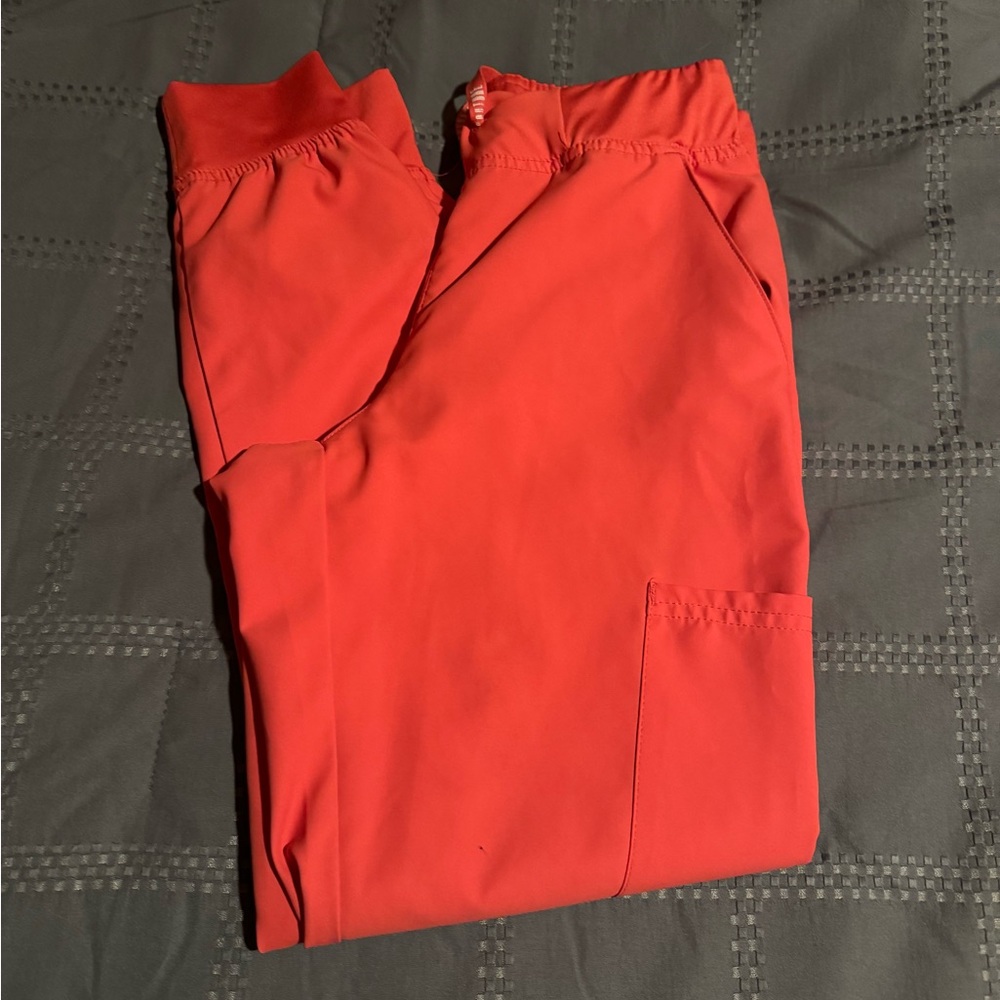 Med Couture scrub set size XS. Bottoms are joggers. Perfect condition